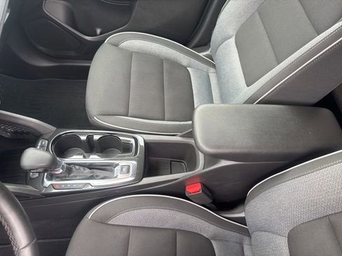 Used 2025 Chevrolet TrailBlazer LT w/ LT Cold Weather Package image 19