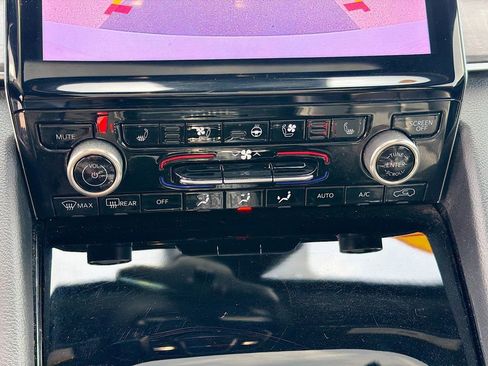 Used 2021 Jeep Grand Cherokee L Overland w/ Luxury Tech Group IV image 38