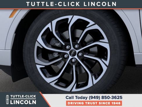 New 2026 Lincoln Nautilus Reserve image 19