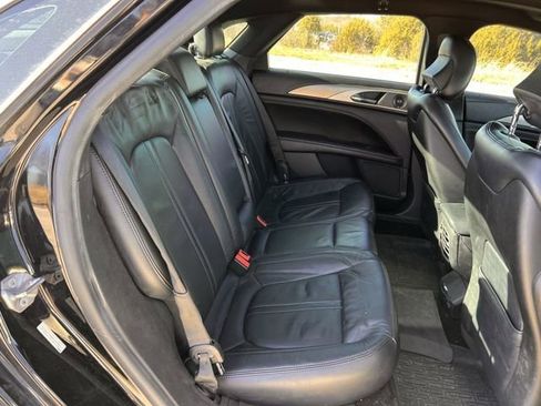 Used 2017 Lincoln MKZ Select w/ Technology Package image 31