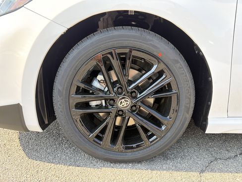New 2026 Toyota Camry XSE FWD image 12
