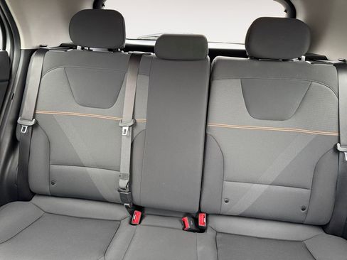 Used 2024 Kia Niro LX image 14