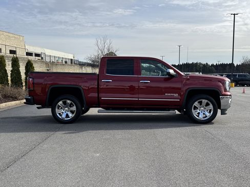 Used 2018 GMC Sierra 1500 SLT image 11