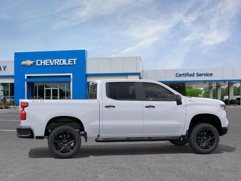 New 2026 Chevrolet Silverado 1500 Custom Trail Boss w/ LPO, Dark Essentials Package image 5