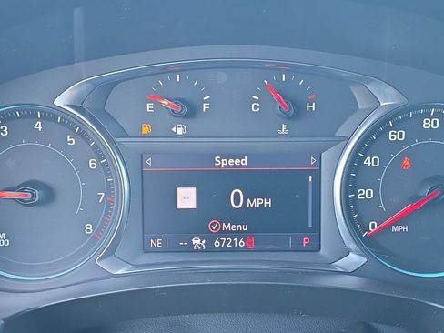 Used 2022 Chevrolet Traverse LT w/ LT Premium Package FWD image 20
