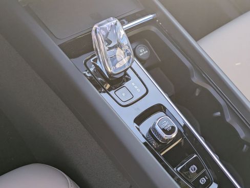 New 2026 Volvo XC60 B5 Plus w/ Protection Package Premier image 13