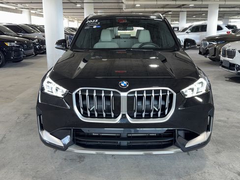 Used 2025 BMW X1 xDrive28i w/ Technology Package AWD/4WD image 3