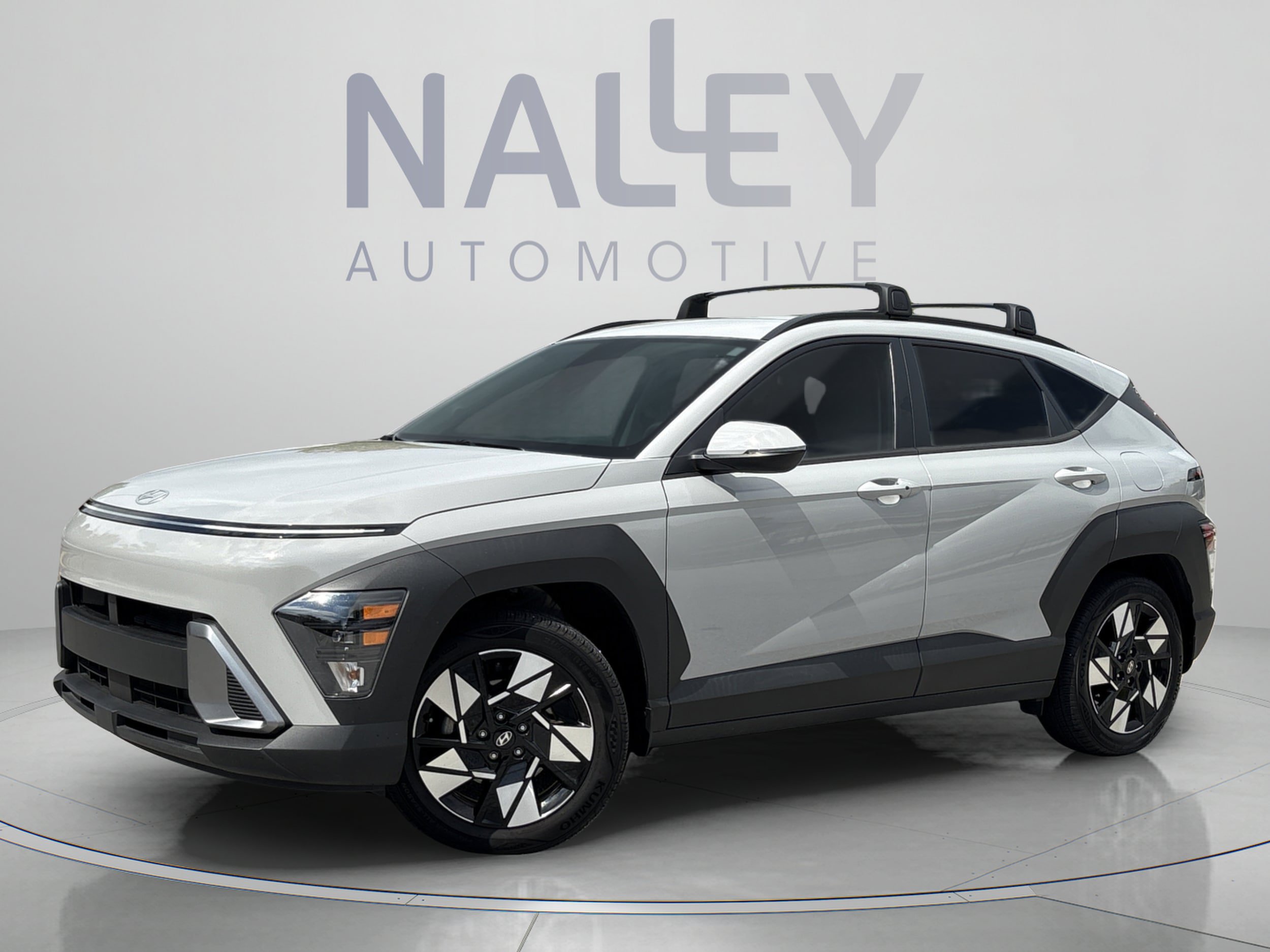 Used 2025 Hyundai Kona SEL FWD image 1
