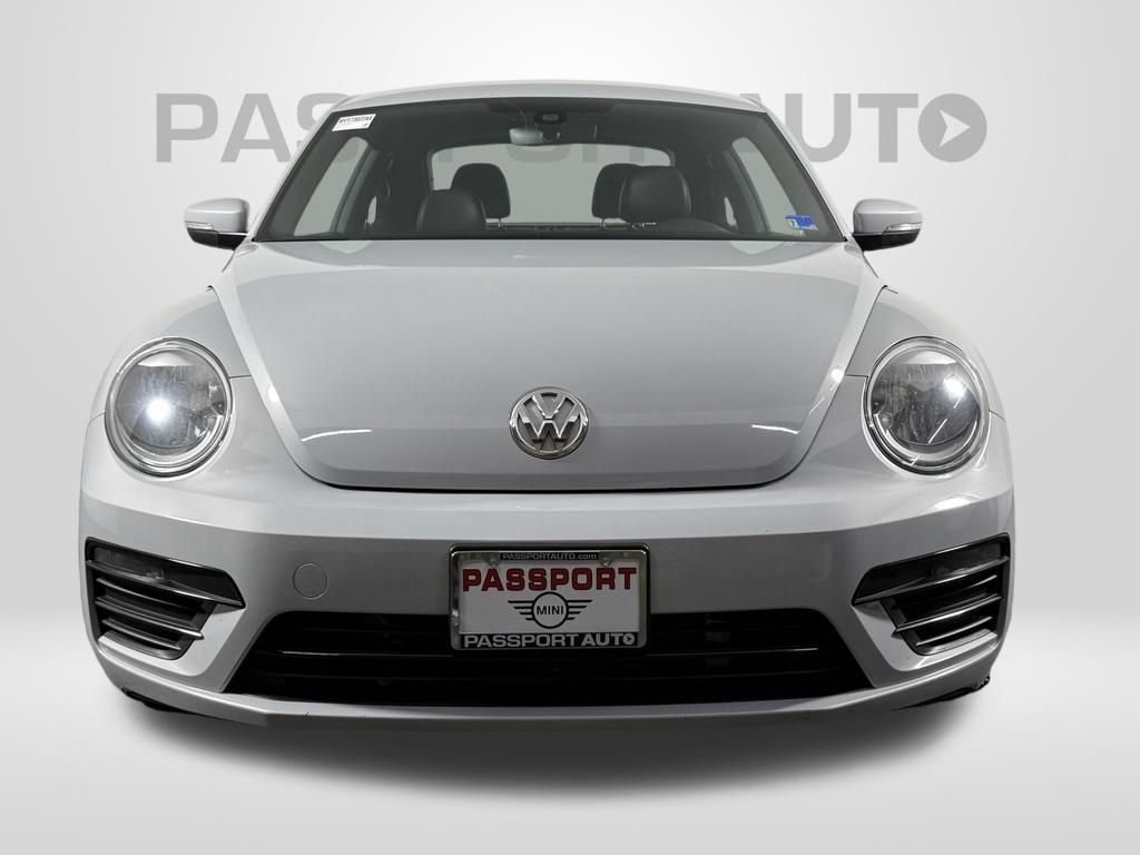 Used 2018 Volkswagen Beetle 2.0T S w/ Style & Comfort Package For S FWD image 2