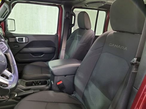 Used 2022 Jeep Wrangler Unlimited Sahara image 31
