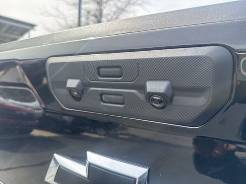 New 2026 Chevrolet Silverado 1500 LTZ w/ LTZ Premium Package image 7