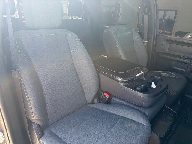 Used 2024 RAM 3500 Tradesman w/ Chrome Appearance Group AWD/4WD image 24