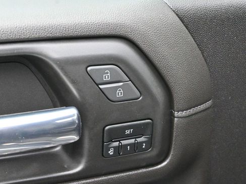 Used 2022 Chevrolet Silverado 2500 High Country w/ LPO, Dark Essentials Package image 10