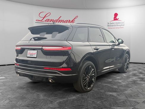 Certified 2024 Lincoln Corsair Reserve w/ Equipment Group 202A image 5