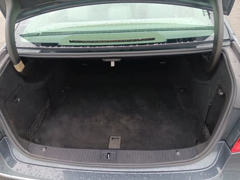 Used 2010 Mercedes-Benz E 350 4MATIC Sedan image 28