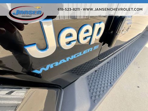 Used 2023 Jeep Wrangler Sahara w/ Cold Weather Group image 30