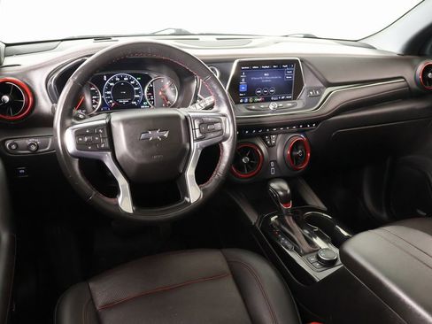 Used 2022 Chevrolet Blazer RS w/ Enhanced Convenience Package image 2
