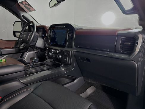 Used 2021 Ford F150 Lariat w/ Equipment Group 502A High image 29