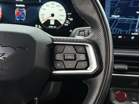 Used 2025 Ford Mustang GT Premium RWD image 11