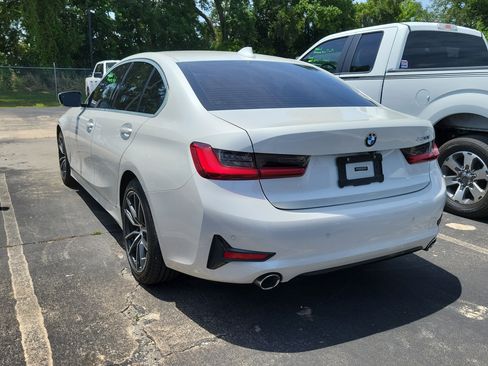 Used 2019 BMW 330i Sedan RWD image 4