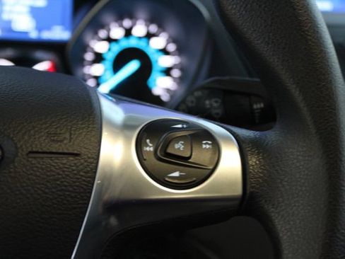 Used 2015 Ford Escape SE AWD/4WD image 18