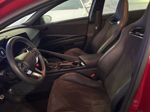 Used 2024 Hyundai Elantra N image 9