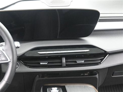 Certified 2025 Buick Enclave Avenir w/ Super Cruise Package image 27