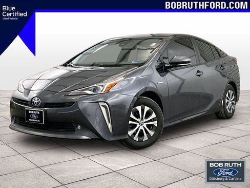 Used 2020 Toyota Prius XLE w/ Carpet Mat Package AWD/4WD image 1