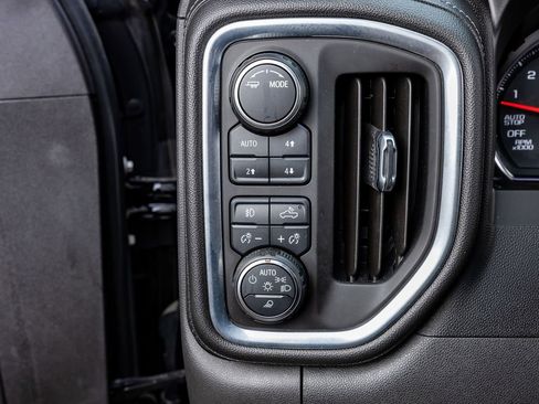 Used 2021 Chevrolet Silverado 1500 LT Trail Boss w/ Convenience Package II image 21