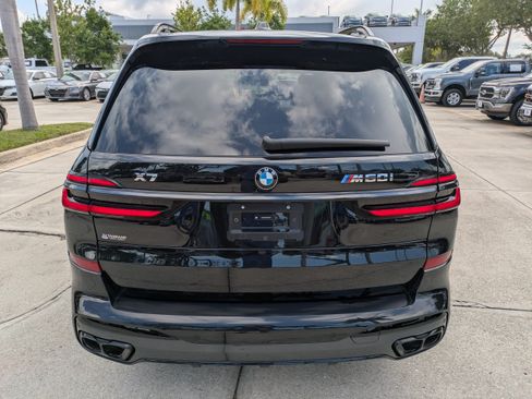 Used 2025 BMW X7 M60i AWD/4WD image 5