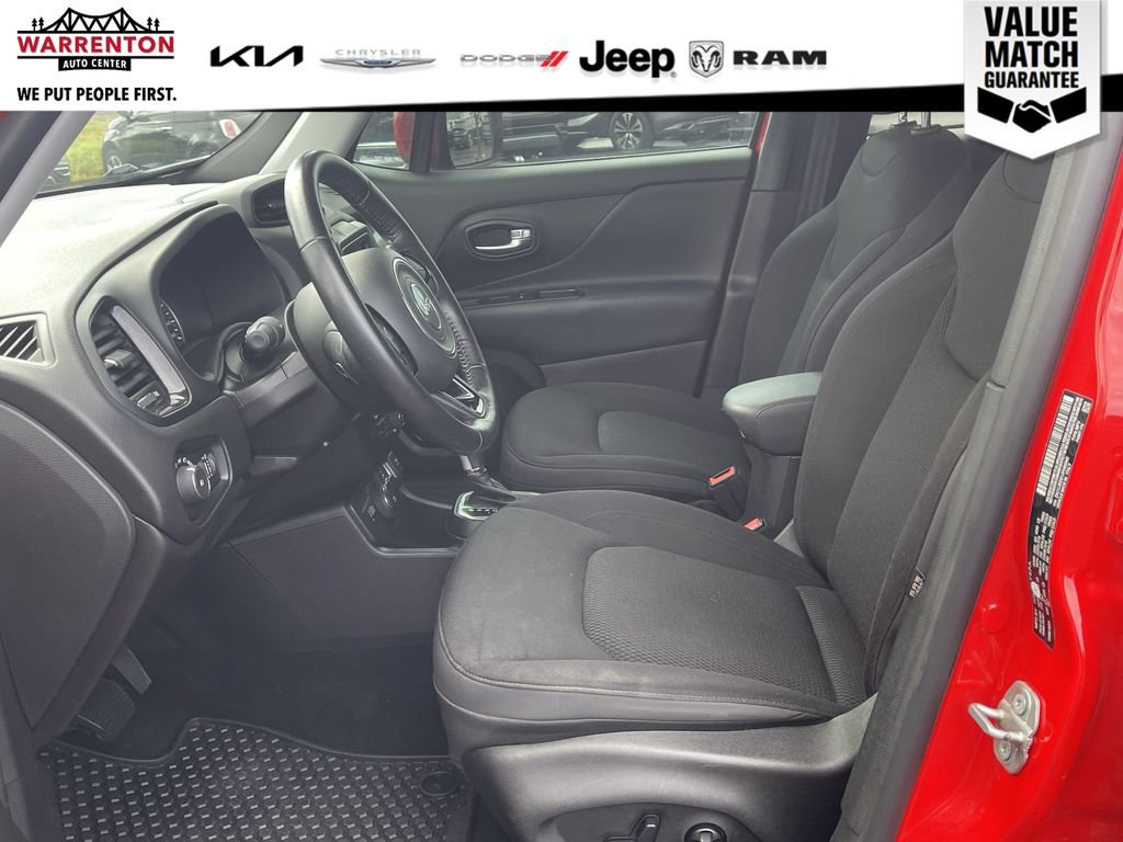 Used 2018 Jeep Renegade Altitude AWD/4WD image 13