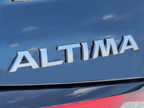 New 2026 Nissan Altima 2.5 SV image 9