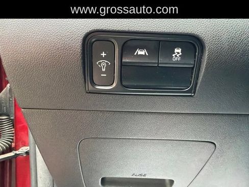 Used 2021 Kia Sorento S w/ Panoramic Sunroof Package FWD image 11