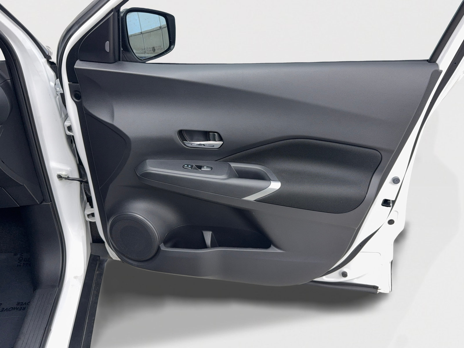 Used 2021 Nissan Kicks SV FWD image 44