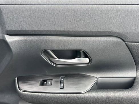 New 2026 Nissan Kicks SV image 19