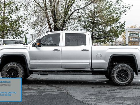 Used 2017 GMC Sierra 2500 SLE w/ HD SLE Preferred Plus Package image 3