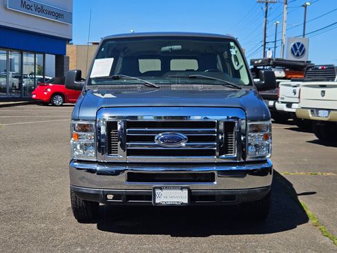 Used 2012 Ford E-150 and Econoline 150 Wagon w/ PWR Windows & Locks Group RWD image 8
