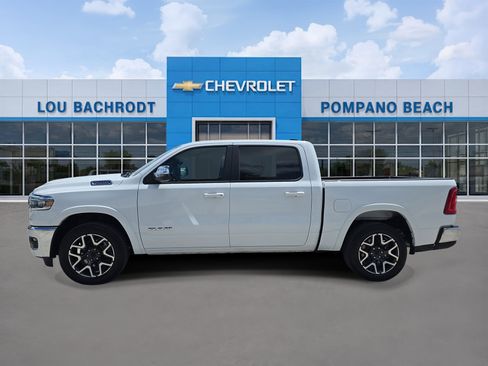 Used 2026 RAM 1500 Laramie AWD/4WD image 4