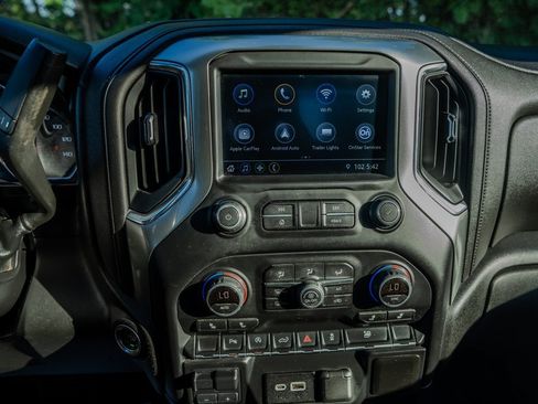 Used 2019 Chevrolet Silverado 1500 LT w/ Convenience Package RWD image 20
