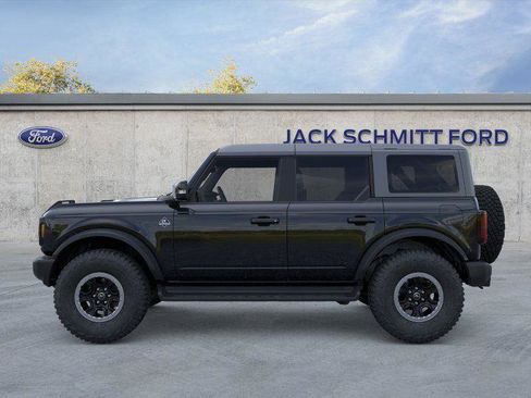 New 2025 Ford Bronco Outer Banks w/ Sasquatch Package image 3