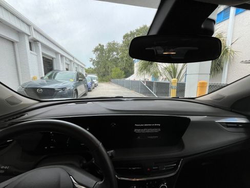 Used 2025 Buick Encore GX Preferred image 43