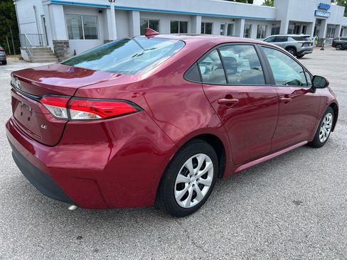 Used 2024 Toyota Corolla LE FWD image 3