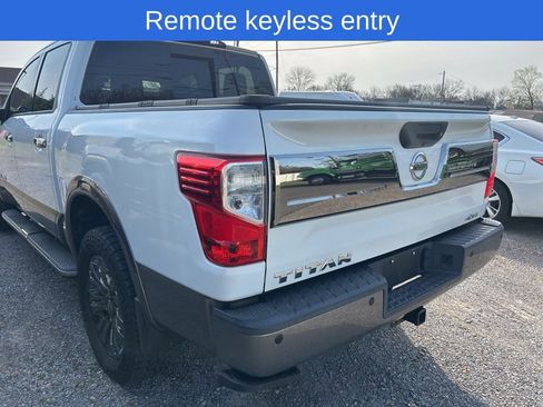 Used 2017 Nissan Titan Platinum Reserve image 10