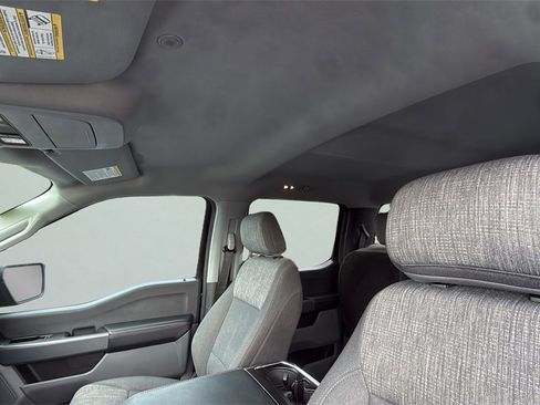 Used 2021 Ford F150 XLT image 10