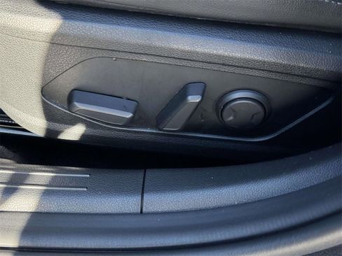 Used 2020 Hyundai Sonata Limited image 15