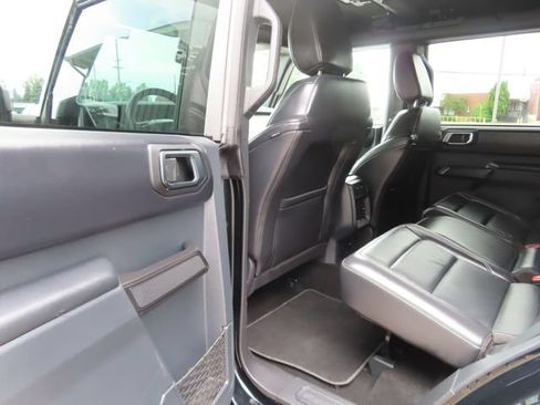Used 2025 Ford Bronco Outer Banks AWD/4WD image 20