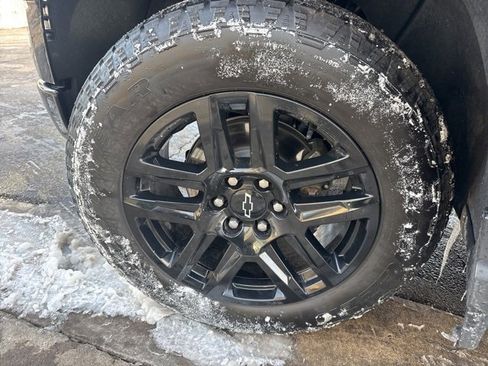 Used 2025 Chevrolet Silverado 1500 Custom w/ Turbomax Blackout Package image 10