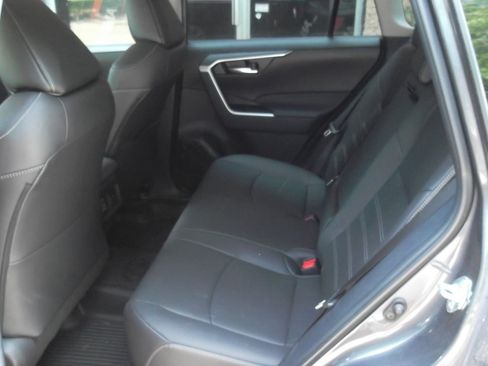 Used 2025 Toyota RAV4 XLE Premium w/ Weather Package AWD/4WD image 9