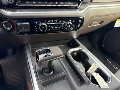 New 2026 Chevrolet Silverado 1500 LTZ image 19