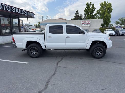 Used 2008 Toyota Tacoma 4x4 Double Cab image 2